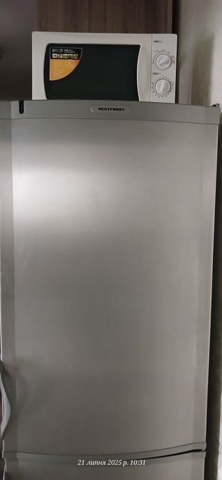 Продам холодильник!!