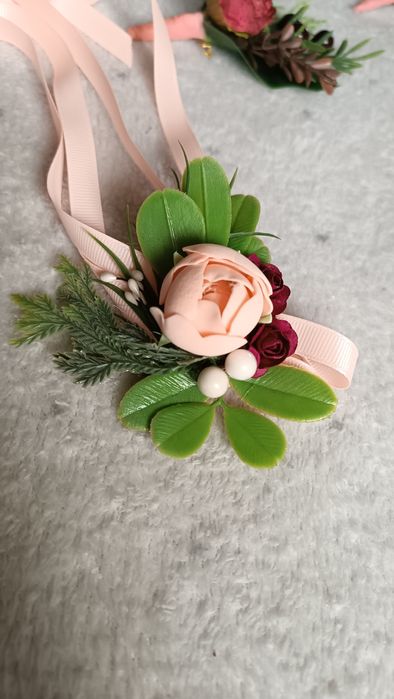 Бутоньєрка весільна