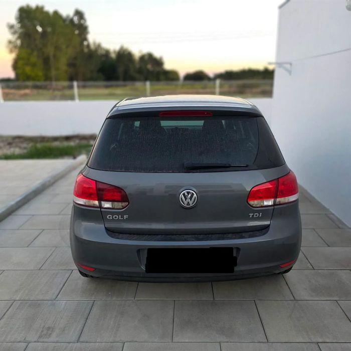 VW Golf 1.6 TDi Confortline foto 3