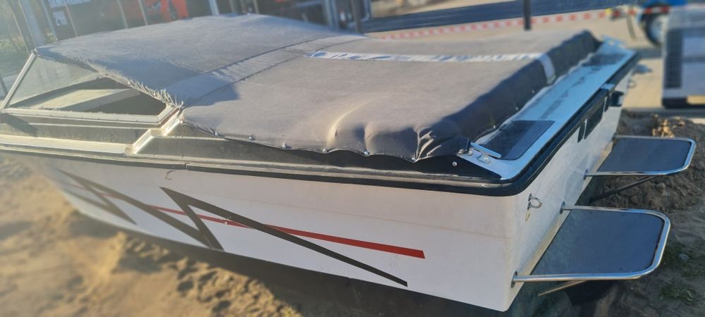 Łódź wędkarska 6x2 metra łódka rekreacyjna