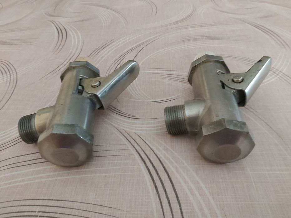 Automat spłukujący 3/4 cala 2 sztuki