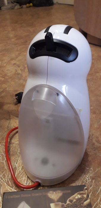 кофеварка   Dolce  Gusto Nescafe с доп. капсулами