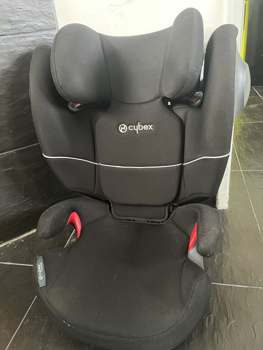 Cadeira tipo 2-3 cybex, com isofix.