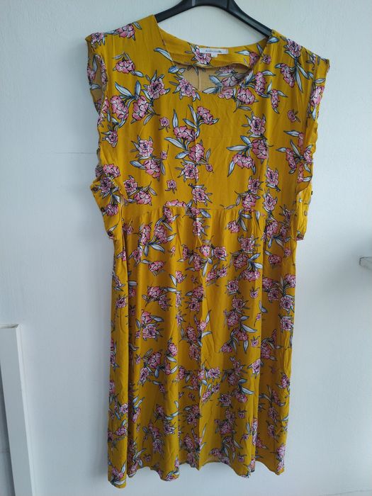 Vestido Amarelo Floral, fluido e elegante - #collectionIRL - Tam. 42 (XL)