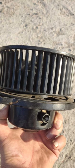 Вентилятор пічки Hyundai Sonata Y3.