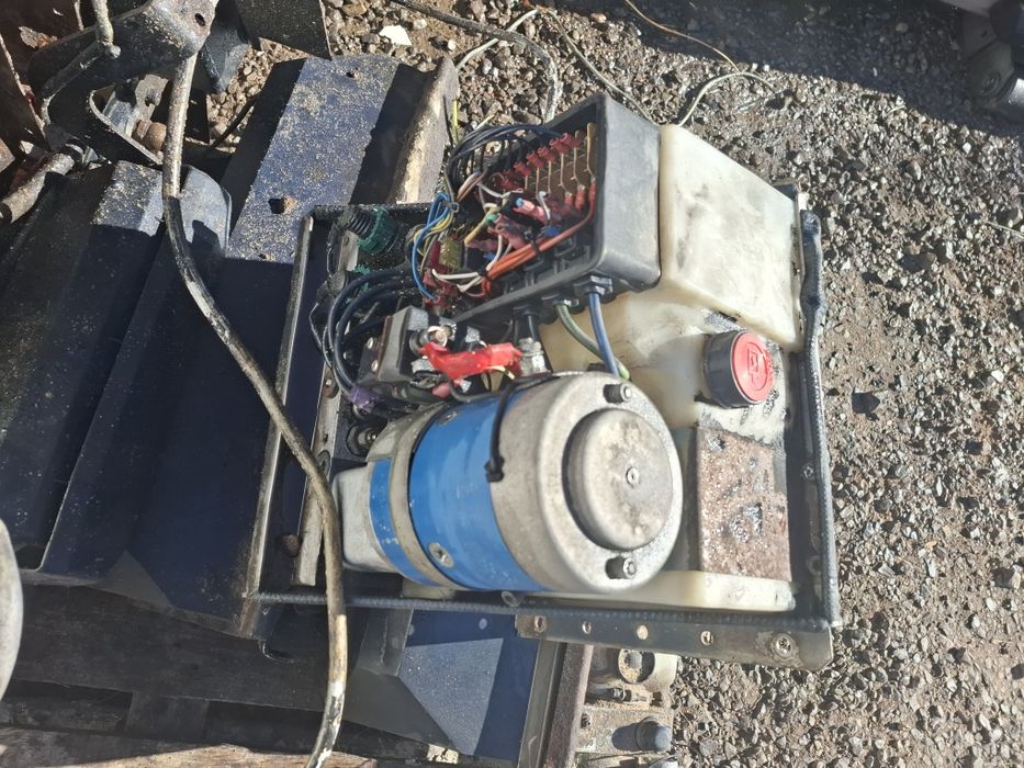 Pompa elktropompa hydraulika wywrotki najazdy