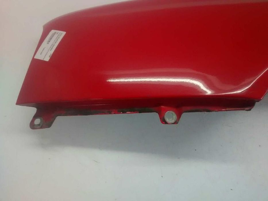 GUARDA-LAMAS FRONTAL ESQUERDO VOLKSWAGEN GOLF III 1950 -ROJO
