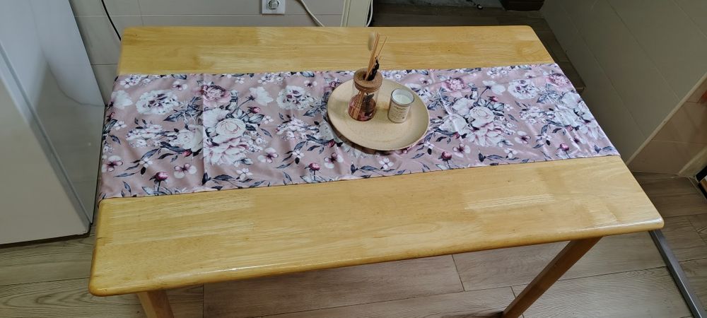 Mesa de jantar(sem a decoração)