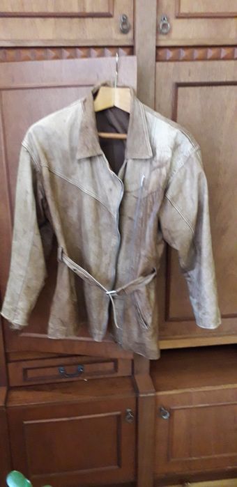 Шкіряна куртка- косуха