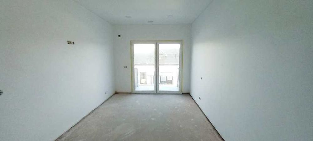 Vendo Moradia Térrea T3