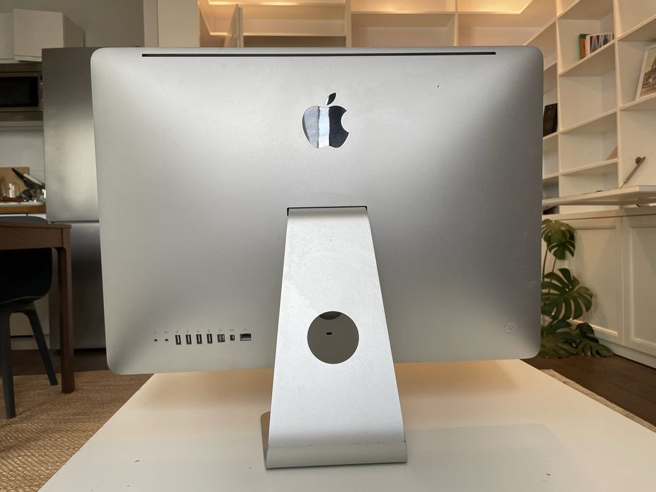 Apple Imac 2010 21.5 inch idealny stan