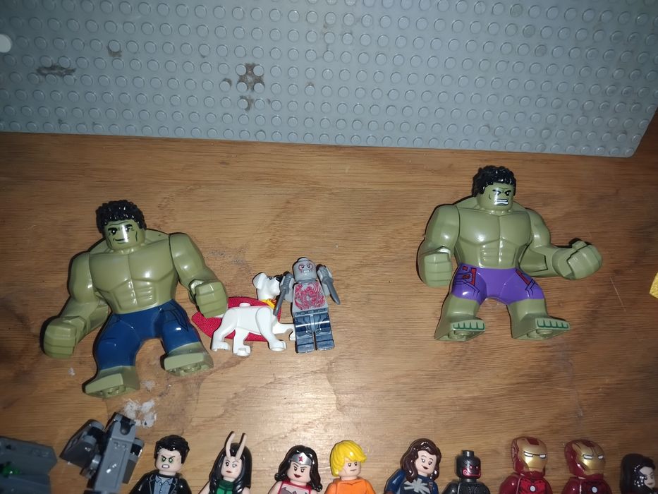 Lego superheroes / marvel / dc / batman  spiderman  avengers  figurki