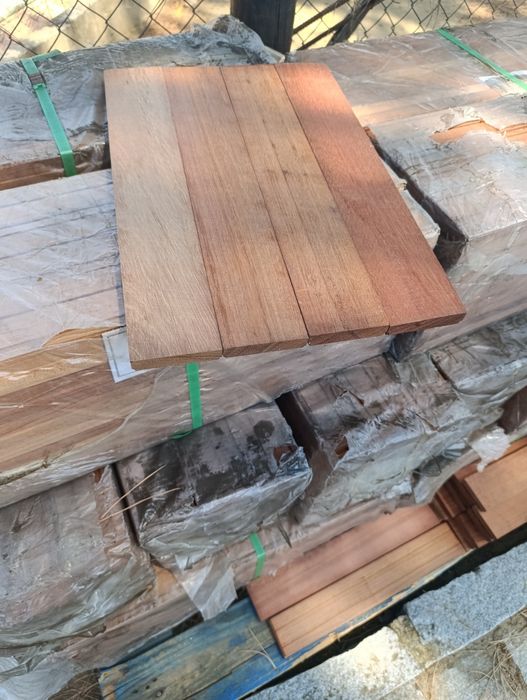 Soalho, tacos, parquetone de garapa