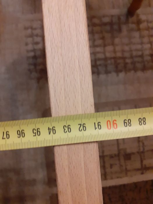 Столик з пуфіками