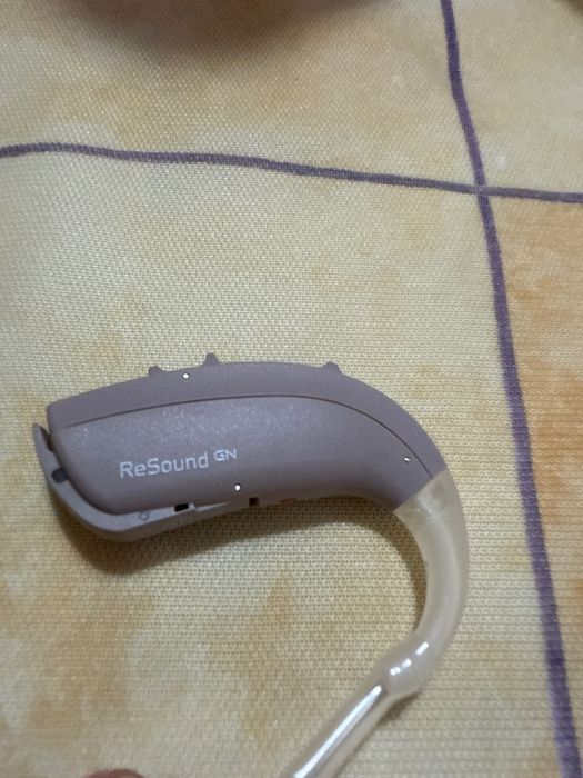 Aparelho auditivo resound