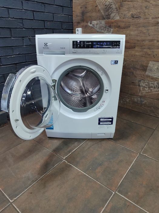 Пральна машина Electrolux EWF1408W2. Доставка. Гарантія. Склад-магазин