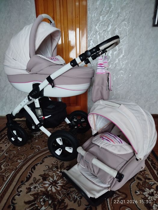 Продам коляску 2 в 1
