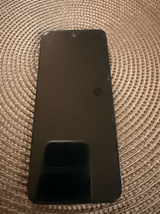 Продам телефон Redmi 13