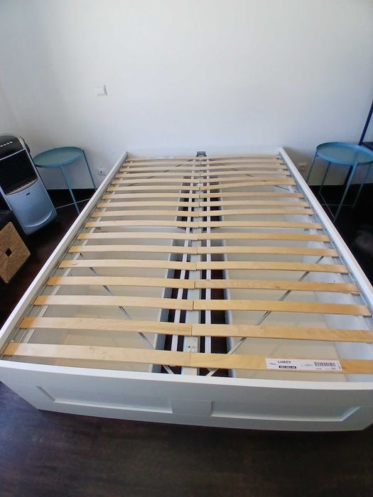 Vendo cama Casal Nova - Pouco usada