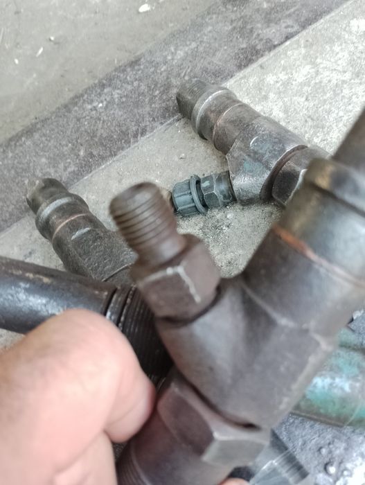 Форсунки трактора Т 25 Т 16 Т 40: 550 грн. - Розпилювачі та паливні ...