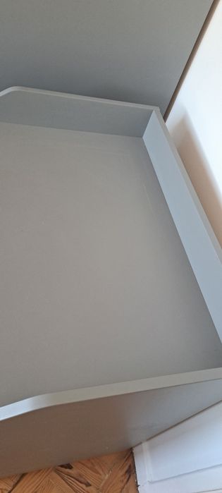 Cómoda com 3 gavetas