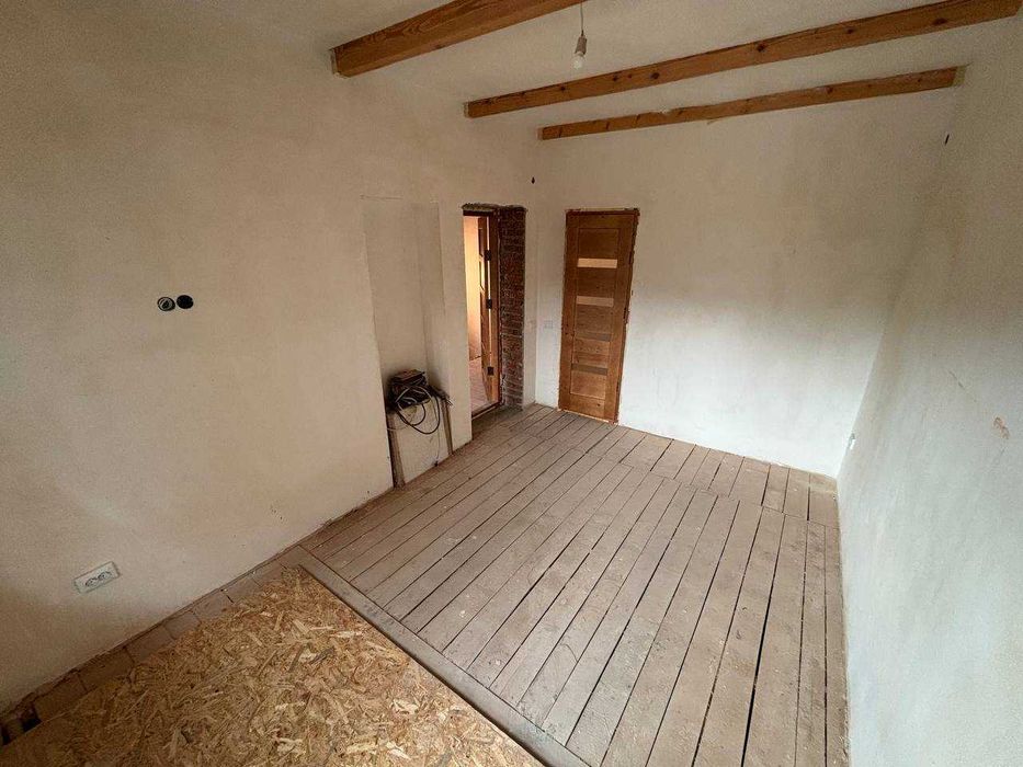 Продаж приміщення 600м². Яремче. Центр. Комунікації. Опалення. Бізнес