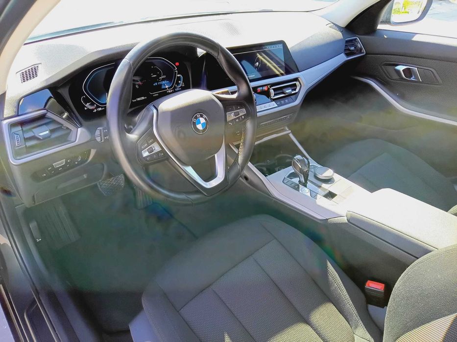 BMW 320e híbrido