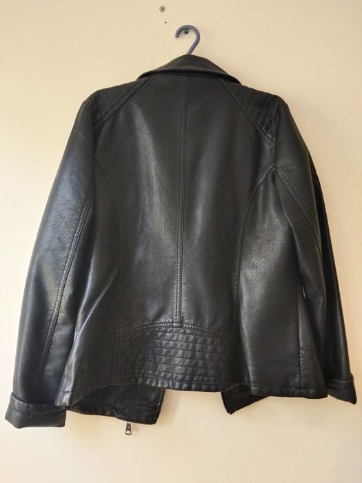 Новая куртка (кож.зам.)