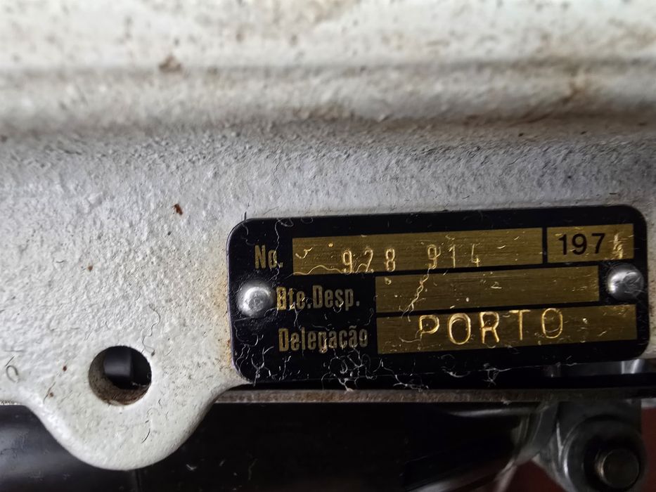 Máquina de Costura PFAFF 260 Vintage — Made in Western Germany
