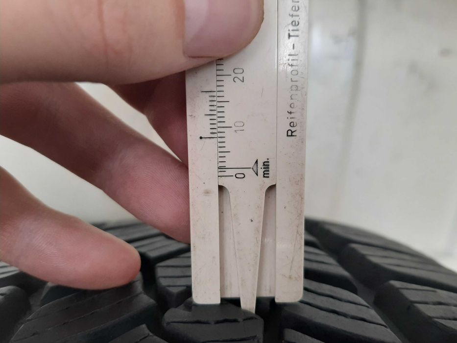 4x Opony zimowe 205/60R16 Fulda KristallControl HP2 / 8-8,5mm