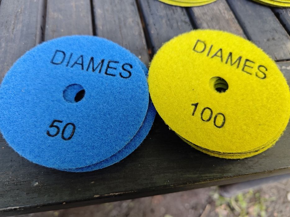 Zestaw 8 sztuk diamentowy pad dysk polerski marki Diames fi 100 (E)