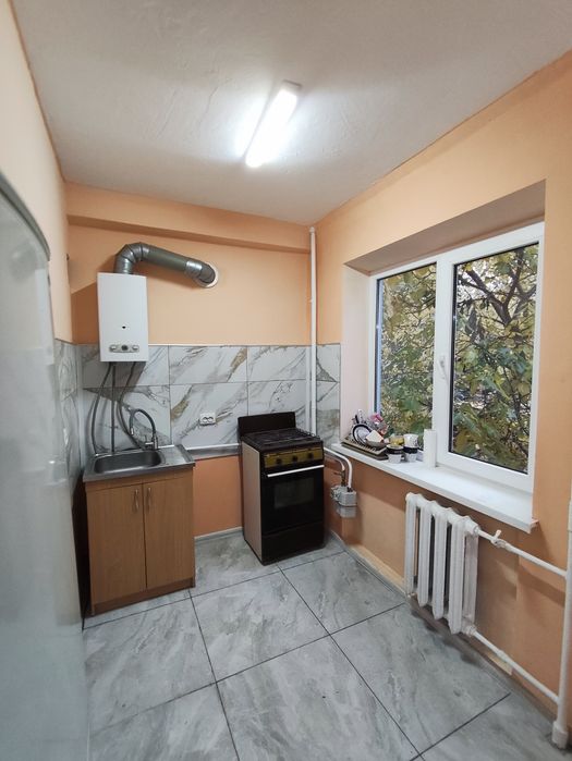 Продам 2х кімнатну квартиру в центрі міста "Амстор ,Україна"