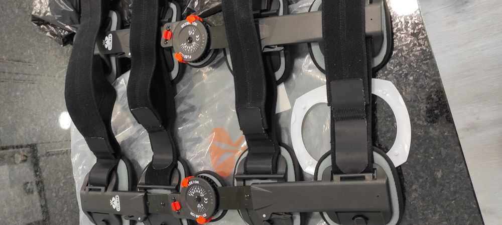 ÓRTESE DE JOELHO com bloqueio regulável