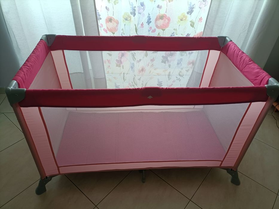Cama de viagem para criança
