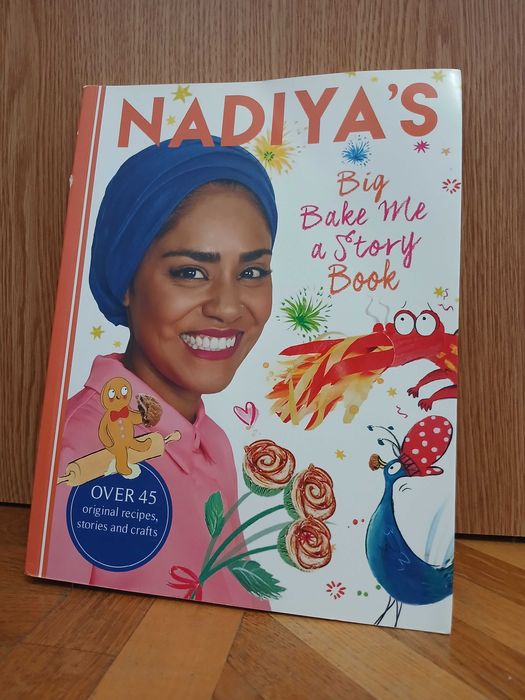 "Nadiya's Big Bake Me a Story Book" (книга для детей на английском)
