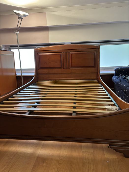 Cama Casal cor cerejeira