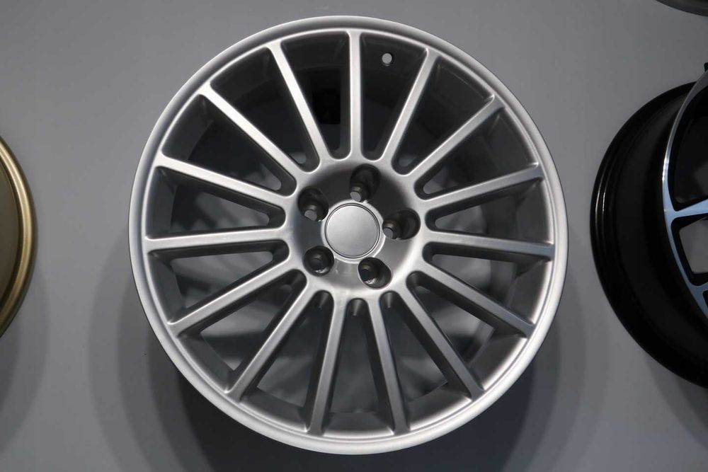 ALU FELGI 18 8J 5X100 57,1 golf 4 IV r32 replika ARISTO GTI GTD