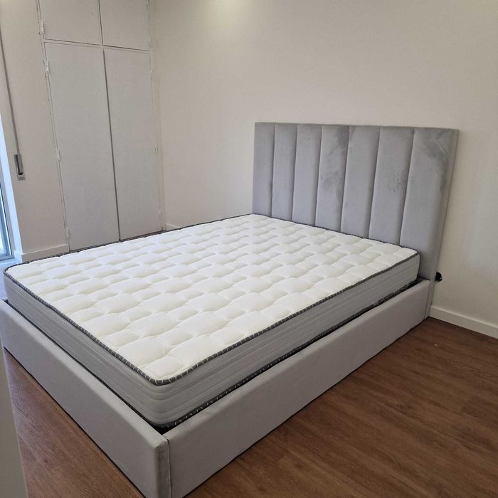 Camas De Casal Estofadas ALTA GAMA - MODELO GOMOS - Top de Gama 190x140m Estrado Incluído!!