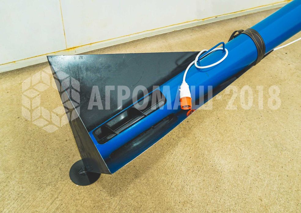 Шнековый погрузчик с подборщиком, забирай поки є. Шнек для зерна, сої