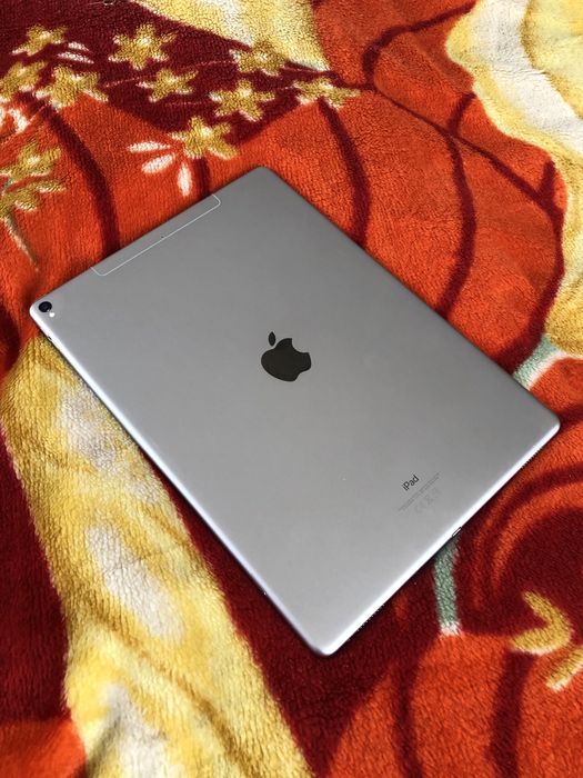 IPad Pro  12.9 2Gen 256 gb LTE