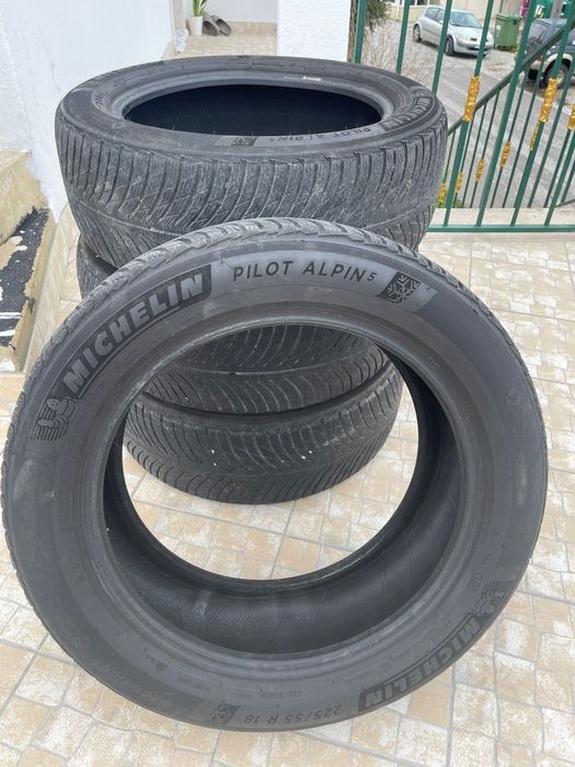 4 pneus MICHELIN 225/55 R18