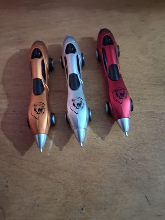 Ручки машинки нові