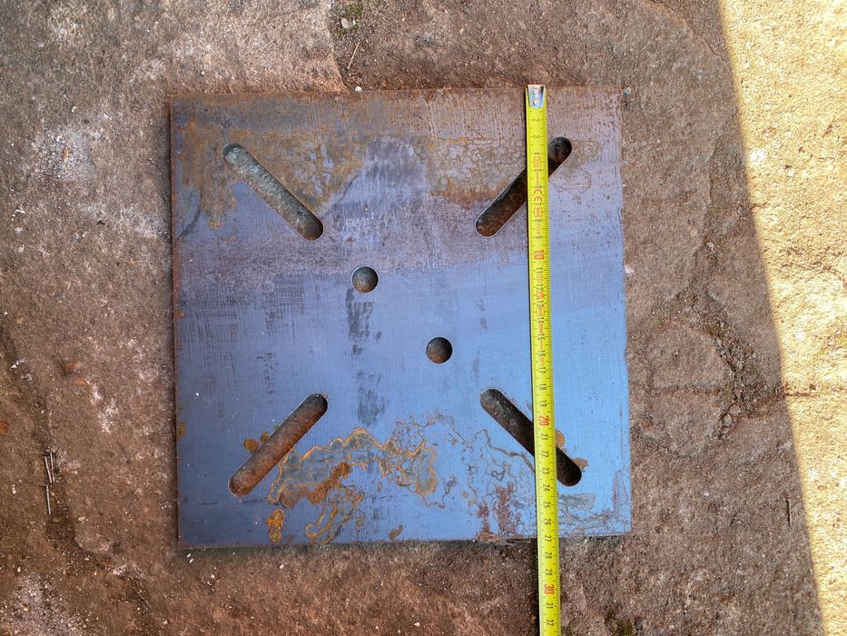 Stalowa płyta montażowa konstrukcyjna