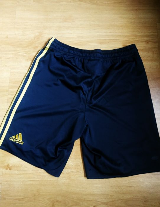 Spodenki sportowe Adidas, Spain