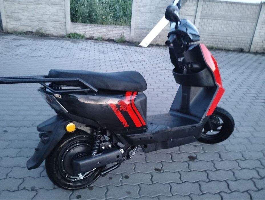 ПРОДАМ електро скутер