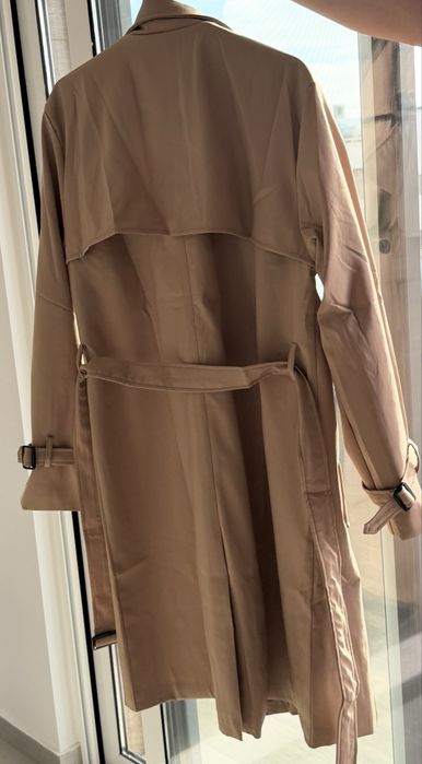 Gabardine bege marca Diana Lisboa