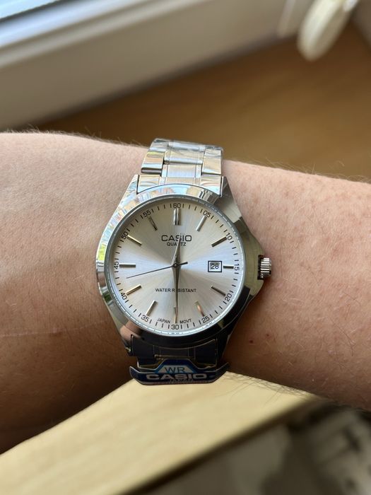 Casio MTP-1183 – srebrny zegarek męski