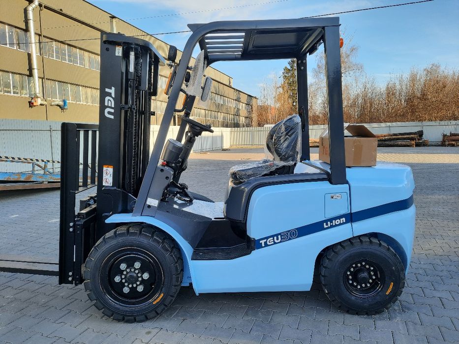 Електричний вилковий навантажувач TEU, погрузчик, модель FLB30