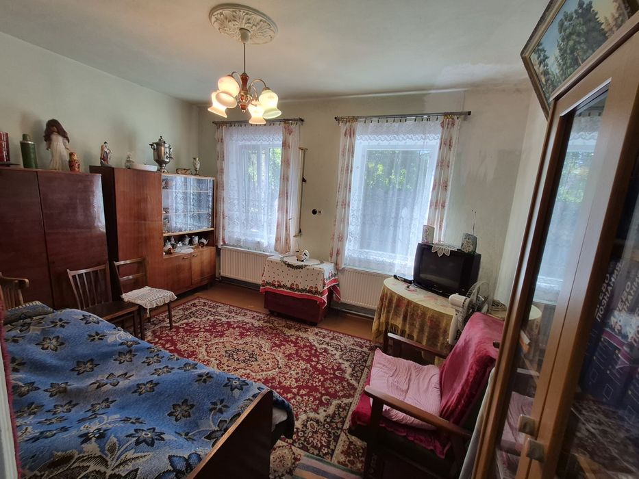 Продам великий будинок р-н України