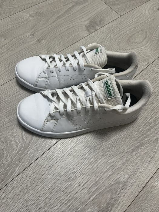 Продам кеды Adidas advantage base